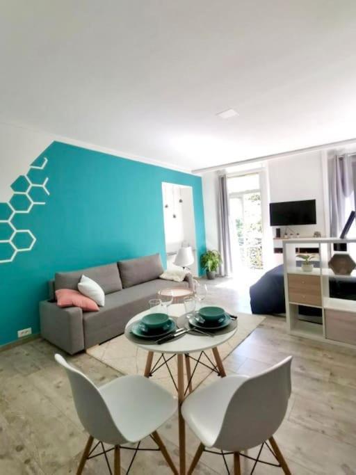 Ferienwohnung Esprit Cosy Au Centre Historique Toulon Exterior foto